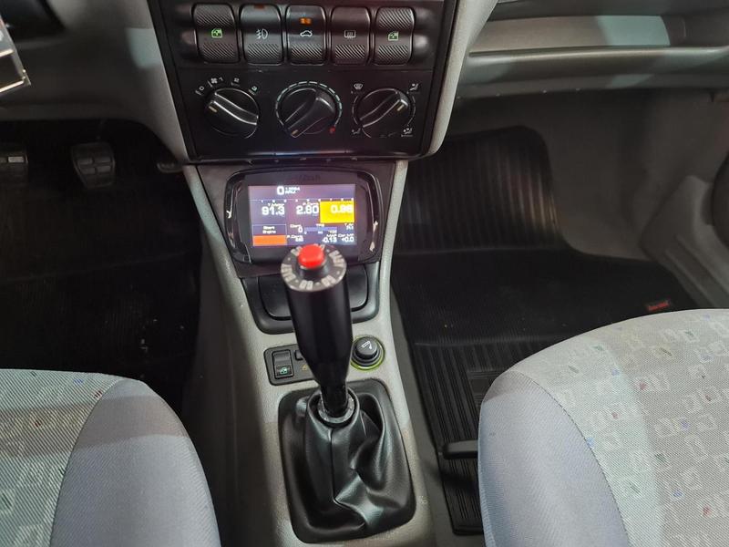 Volkswagen Gol CL 1.6 MI 1999 — foto 18
