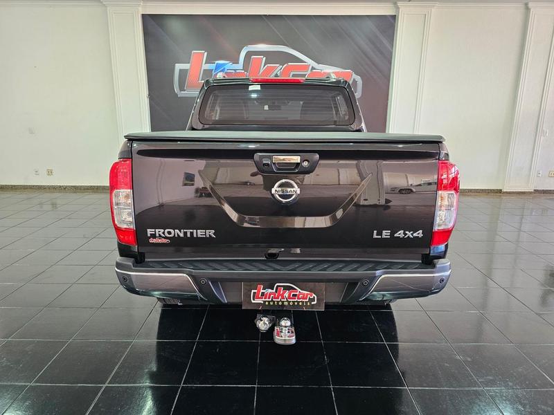 Nissan Frontier 2.3 LE AT 4X4 2022 — foto 5
