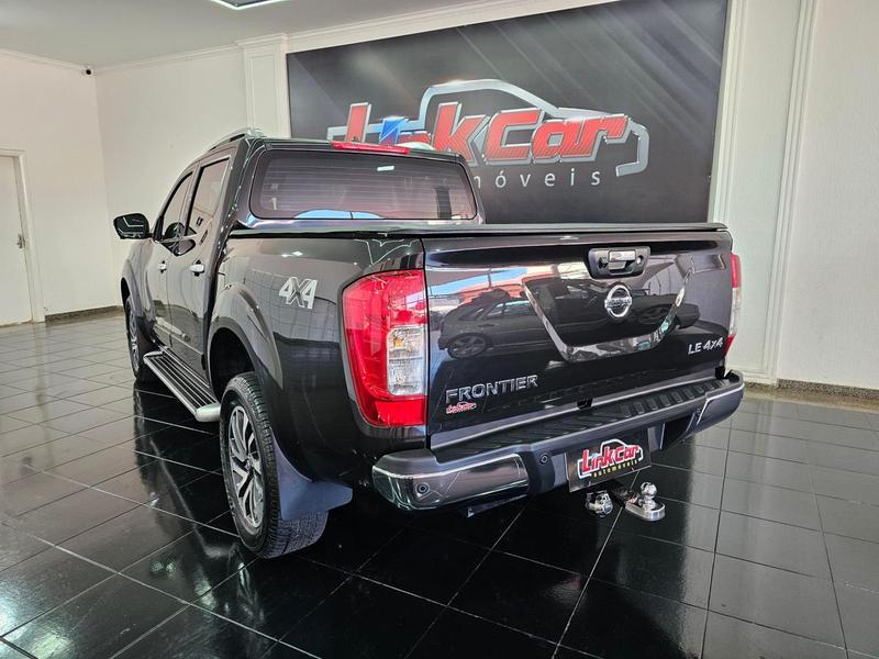Nissan Frontier 2.3 LE AT 4X4 2022 — foto 18