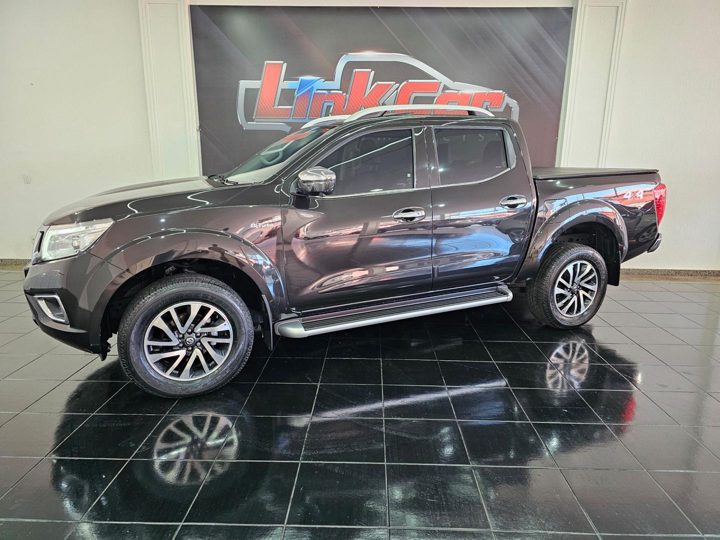 Nissan Frontier 2.3 LE AT 4X4 2022 — foto 1