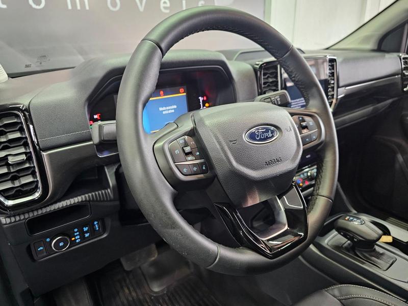 Ford Ranger LIMITED 3.0 V6 4X4 CD TB DIE. AUT. 2024 — foto 16