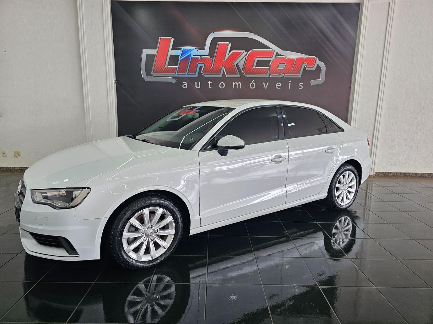 Audi A3 Sedan ATTRACTION TFSI 1.4 2015 — foto 1