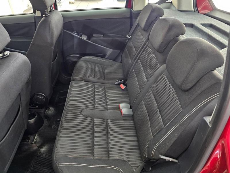 Fiat Idea ESSENCE DUALOGIC 1.6 16V 2015 — foto 11