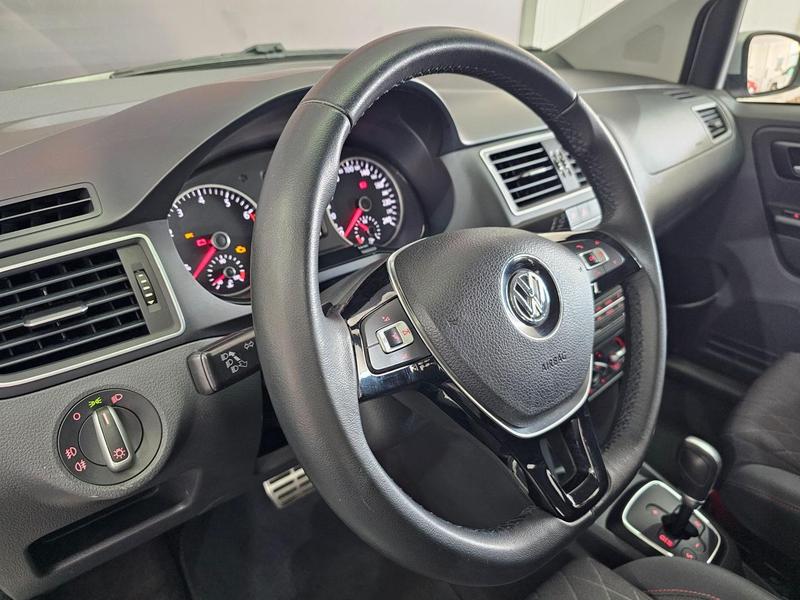 Volkswagen Crossfox I-MOTION 1.6 MSI 16V TOTAL FLEX AUT. 2015 — foto 16