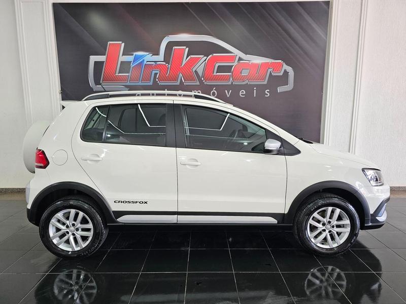 Volkswagen Crossfox I-MOTION 1.6 MSI 16V TOTAL FLEX AUT. 2015 — foto 21