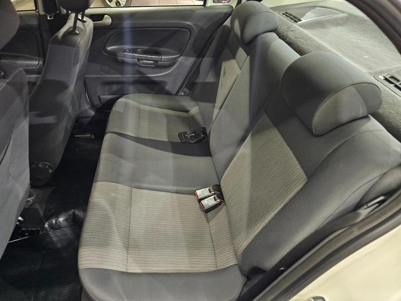 Volkswagen Voyage 1.6L MB5 2014 — foto 12