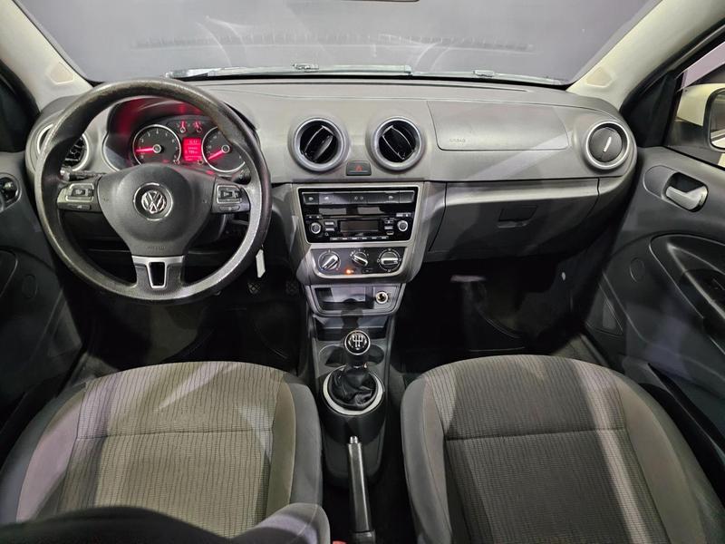 Volkswagen Voyage 1.6L MB5 2014 — foto 8