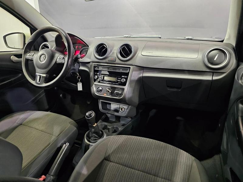 Volkswagen Voyage 1.6L MB5 2014 — foto 11